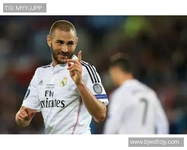 本泽马的传奇之路:从天才少年到世界足球巨星的辉煌历程