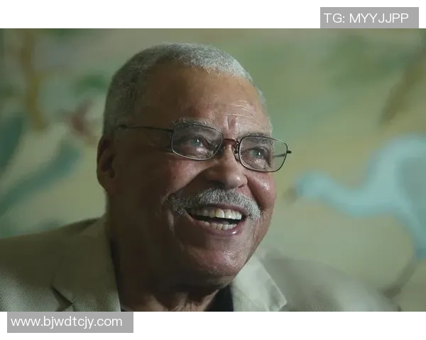 琼斯的传奇人生与事业发展探秘：从平凡到卓越的奋斗历程